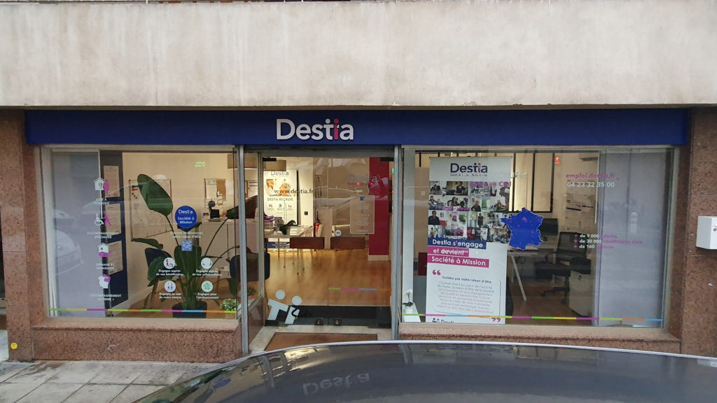 Aide à la personne et ménage à domicile - Destia Nice Ouest (06)