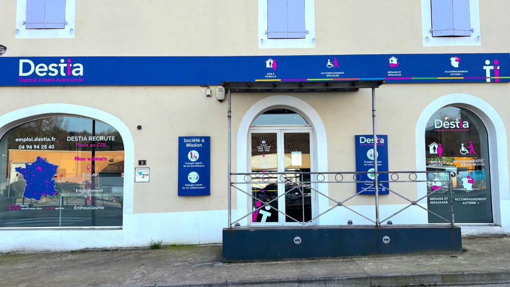 Maintien à domicile - Aide au ménage - Destia Joyeuse (07)